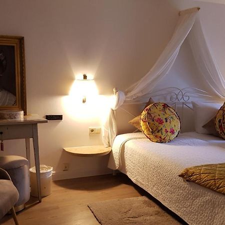 Das Kleine Hotel Iphofen, Fruehstueckszauber, No Waste, Nachhaltig, Nahe Aller Weingueter, Knauf Gips Kg Und Connekt, Kleines Secret Mit Garten & Terrassen, Tv Mirrorring, 55" Tv, Fine Dining, Hunde Willkommen Exteriör bild