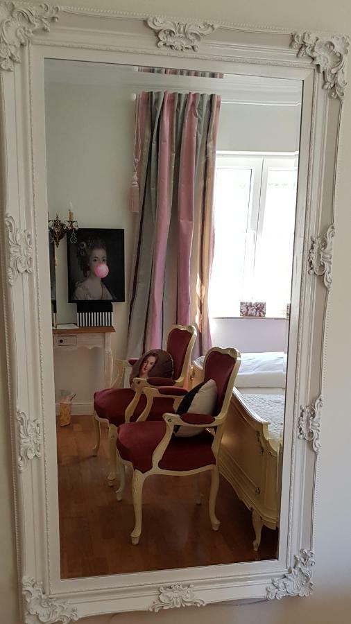Das Kleine Hotel Iphofen, Fruehstueckszauber, No Waste, Nachhaltig, Nahe Aller Weingueter, Knauf Gips Kg Und Connekt, Kleines Secret Mit Garten & Terrassen, Tv Mirrorring, 55" Tv, Fine Dining, Hunde Willkommen Exteriör bild