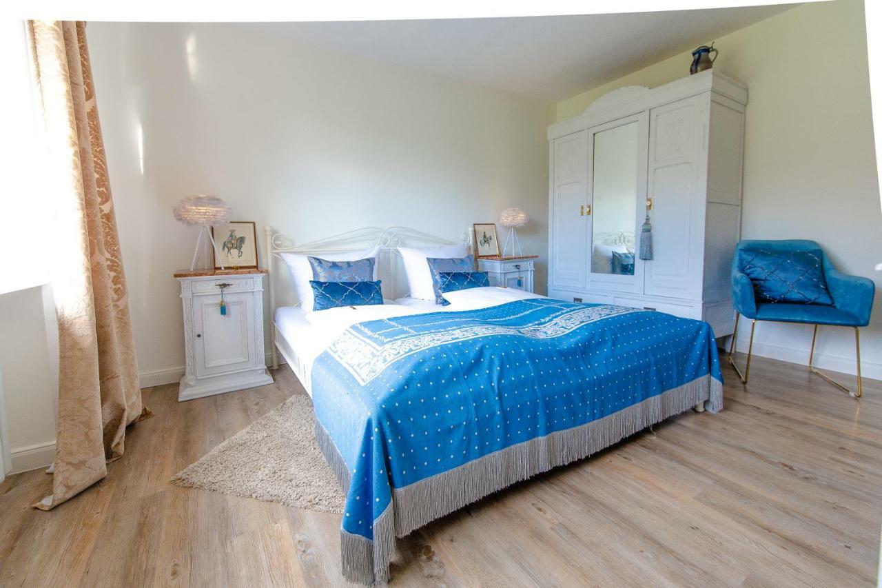 Das Kleine Hotel Iphofen, Fruehstueckszauber, No Waste, Nachhaltig, Nahe Aller Weingueter, Knauf Gips Kg Und Connekt, Kleines Secret Mit Garten & Terrassen, Tv Mirrorring, 55" Tv, Fine Dining, Hunde Willkommen Exteriör bild